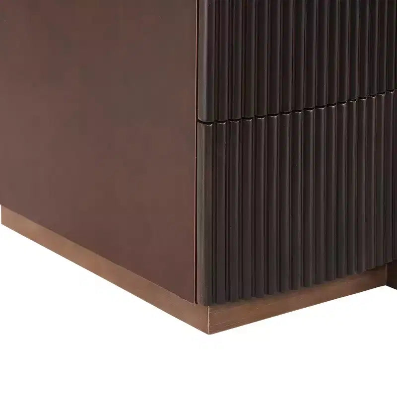 Whisen Comodino Moderno, Tavolino da Notte, Tavolino con Pannello Scanalato, Legno ad Alta Densità, 2 Cassetti, Maniglia Dorata, Guide Silenziose, Antiribaltamento